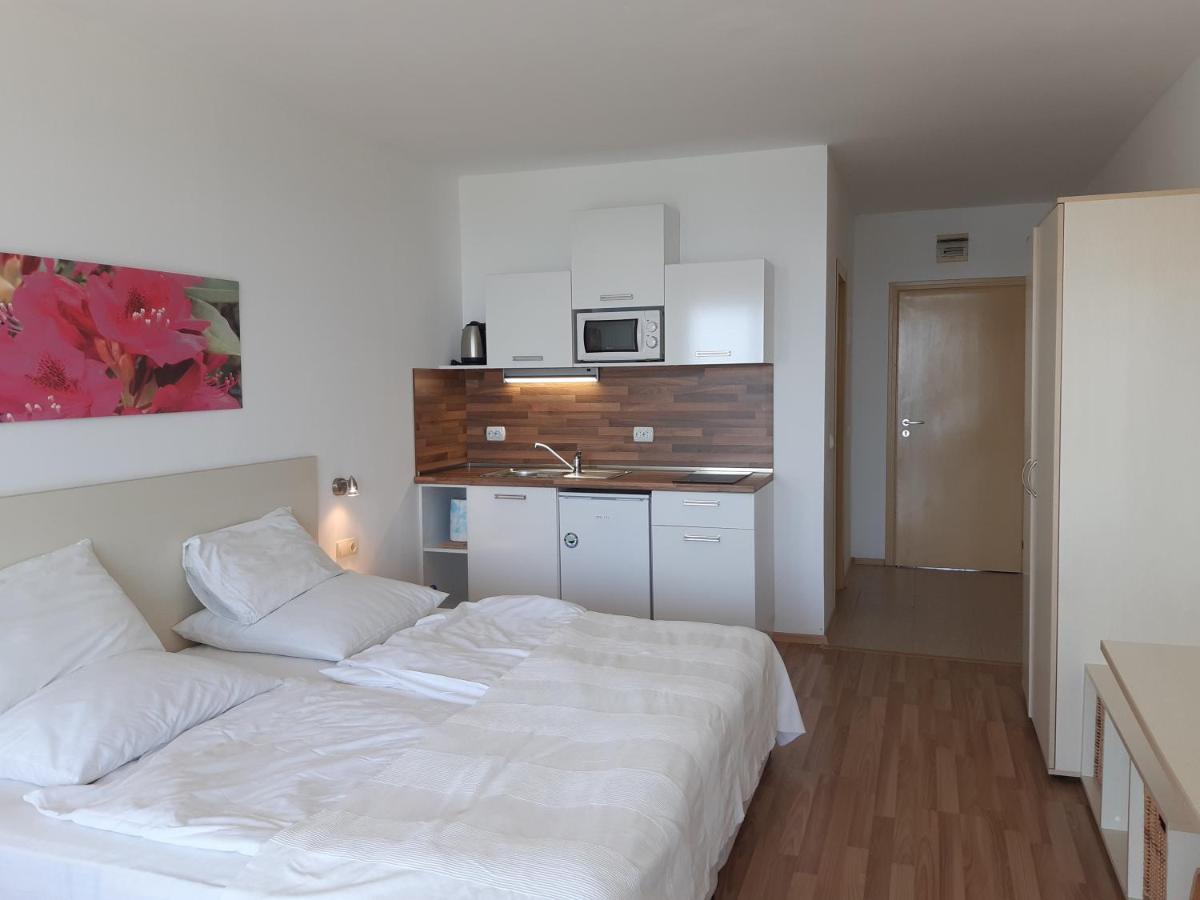 Aparthotel Romance Kiten  Εξωτερικό φωτογραφία