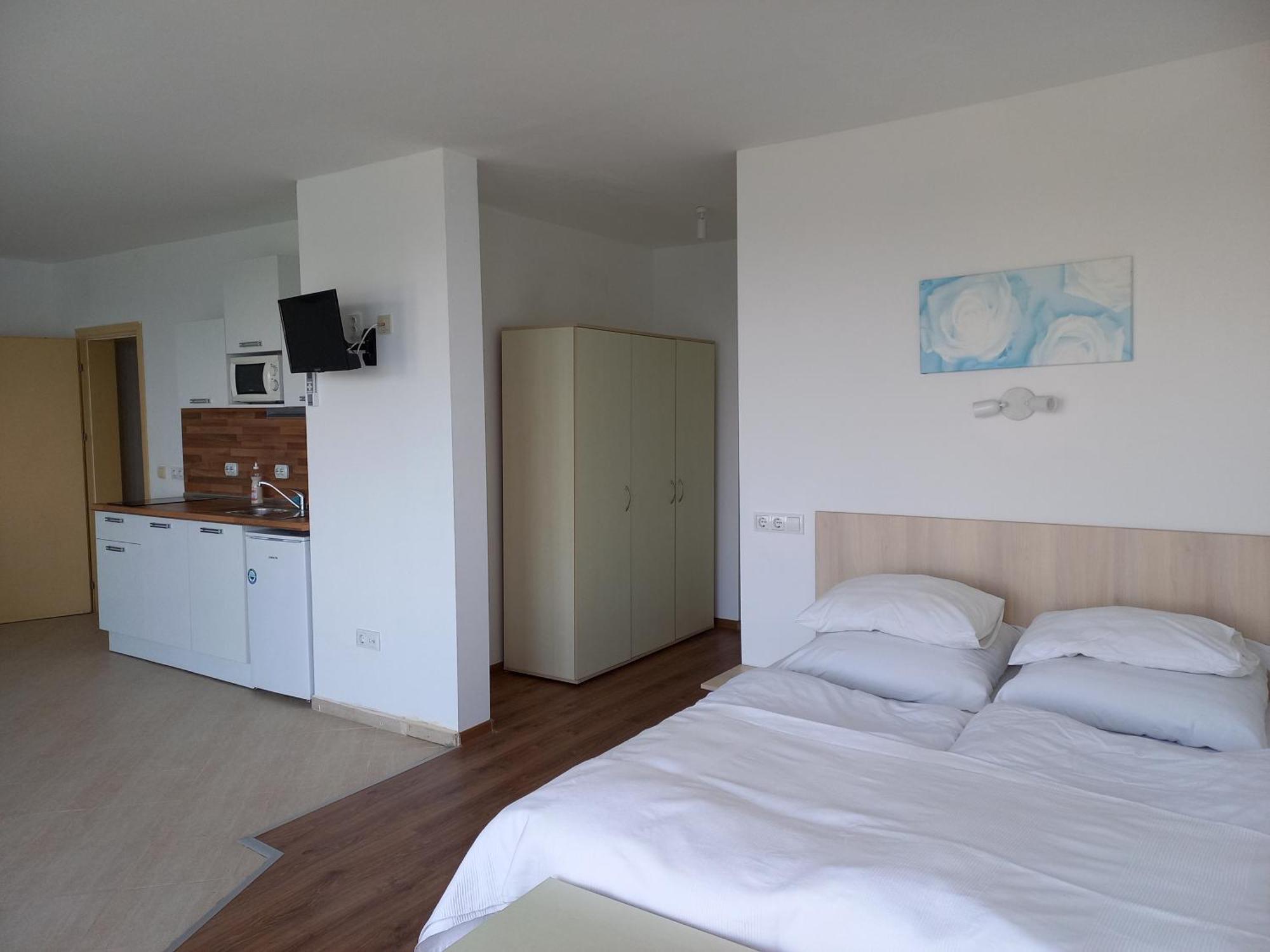Aparthotel Romance Kiten  Εξωτερικό φωτογραφία